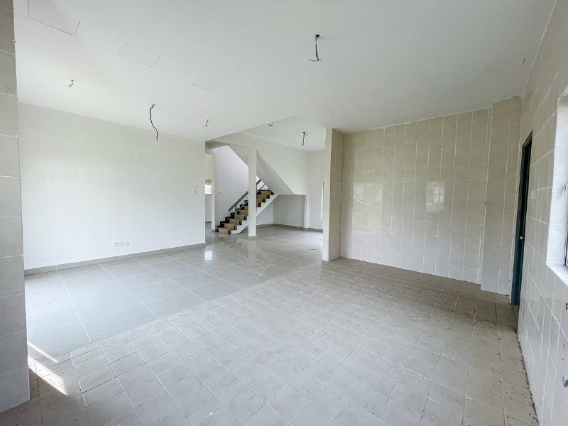 Bungalow Bandar Tasik Senangin Mahkota Hill - photo 4