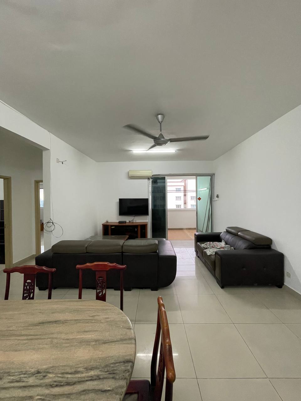 Aman Heights Condominium, Seri Kembangan - photo 3