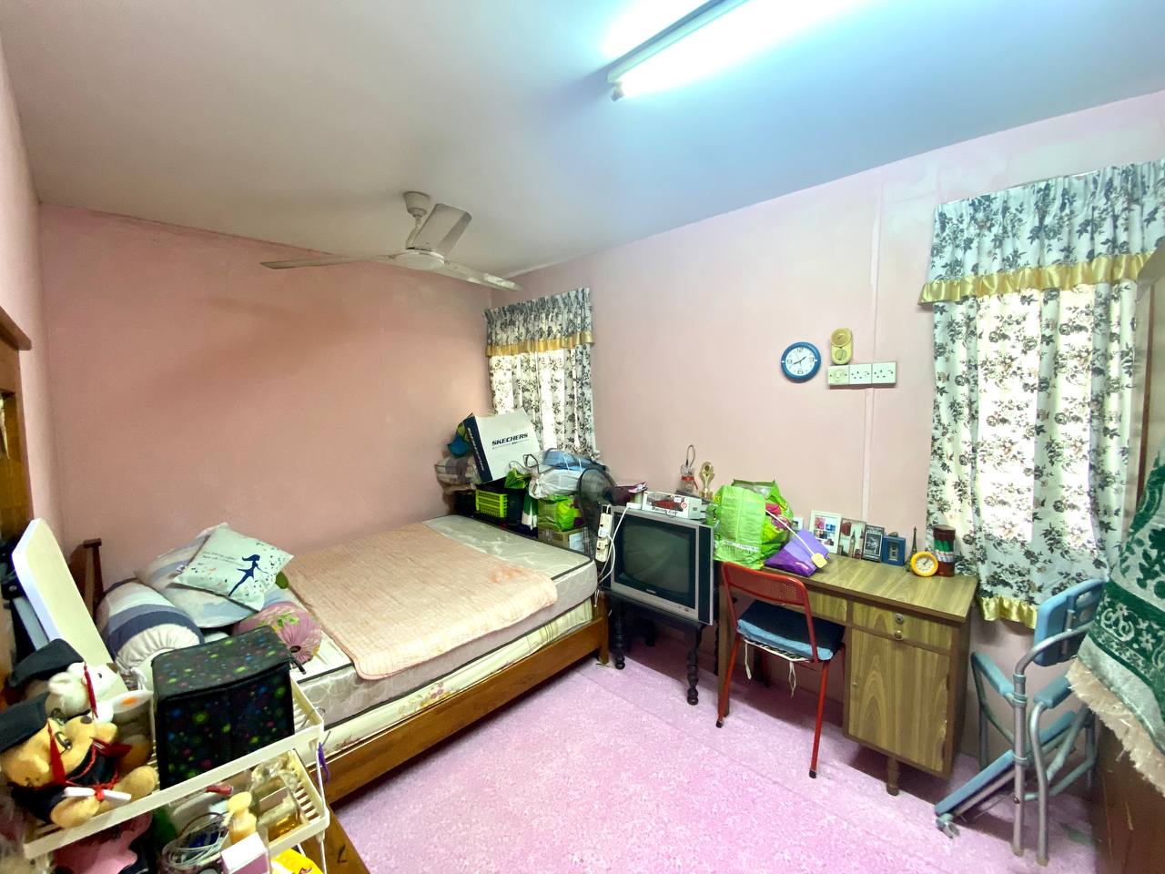 Double Storey Terrace House, Taman Beringin - photo 4