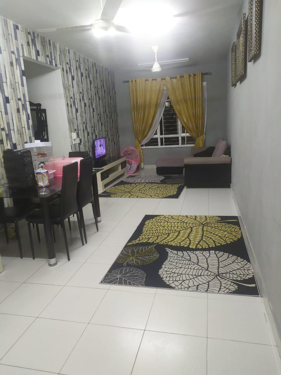 Pangsapuri Seri Jati, Persiaran Setia Alam