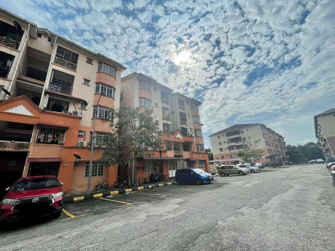 Nuri Apartment, Bandar Pinggiran Subang