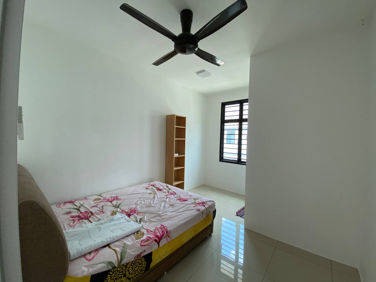Double Storey Taman Saujana KLIA Kota Warisan - photo 9