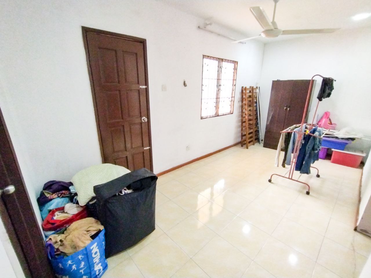 Taman Lestari Putra LEP 4 Seri kembangan - photo 8