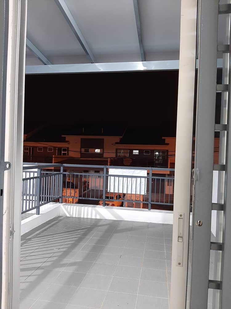 TOWN HOUSE PUNCAK ALAM FOR RENT