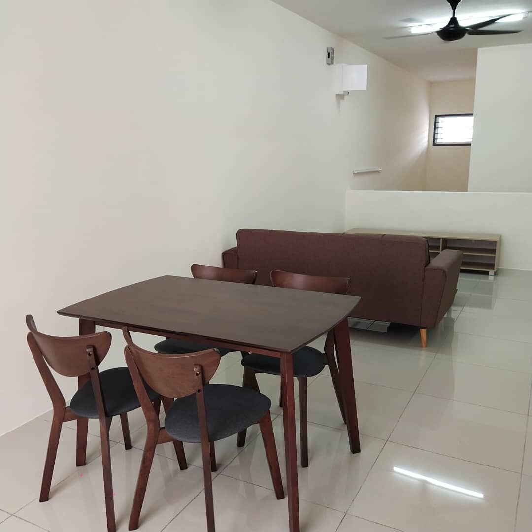 TOWN HOUSE PUNCAK ALAM FOR RENT - photo 4
