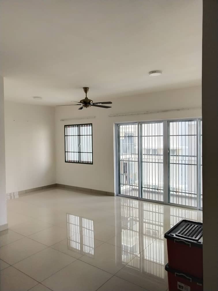 KOI PRIMA 5 STAR CONDO IN PUCHONG FOR SALE