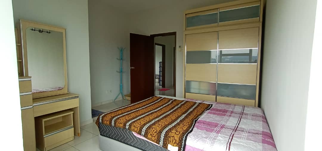 DESA IMPIANA CONDO PUCHONG FOR SALE - photo 3