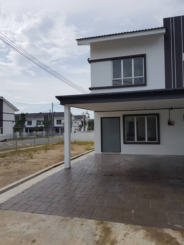 TERRACE LBS ALAM PERDANA PUNCAK ALAM UNTUK DISEWA