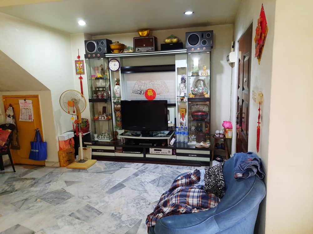 2 Storey House in PJS 3 Tmn Sri Manja PJ For Sale - photo 3