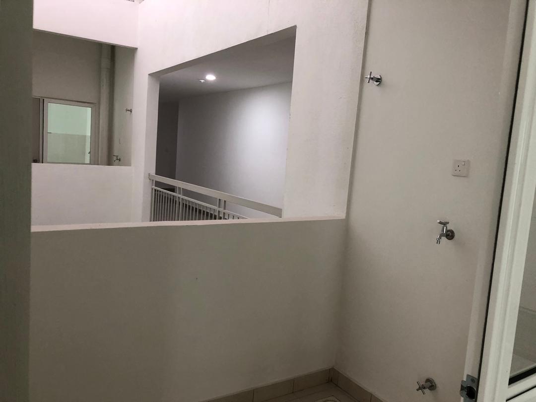 Saville D lake Puchong For Sale Highest Floor Lake - photo 8