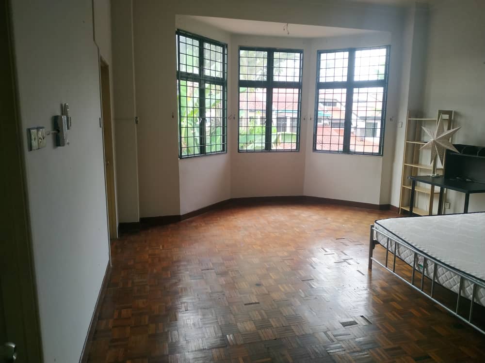Double Storey Terrace at Kota Damansara for Rent - photo 2