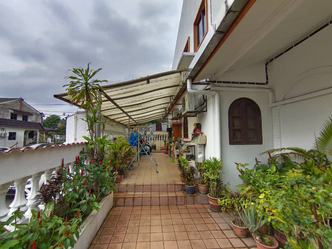 loh corner taman bukit maluri - photo 3