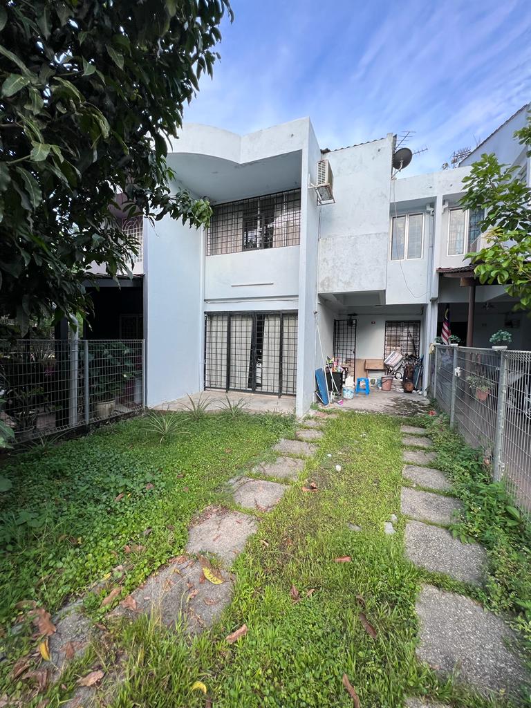 Taman Kelab Ukay - photo 3