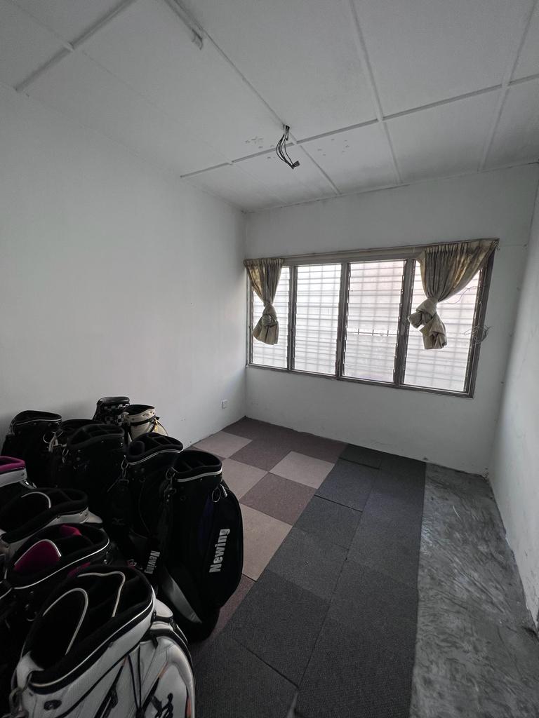 Taman Kelab Ukay - photo 4