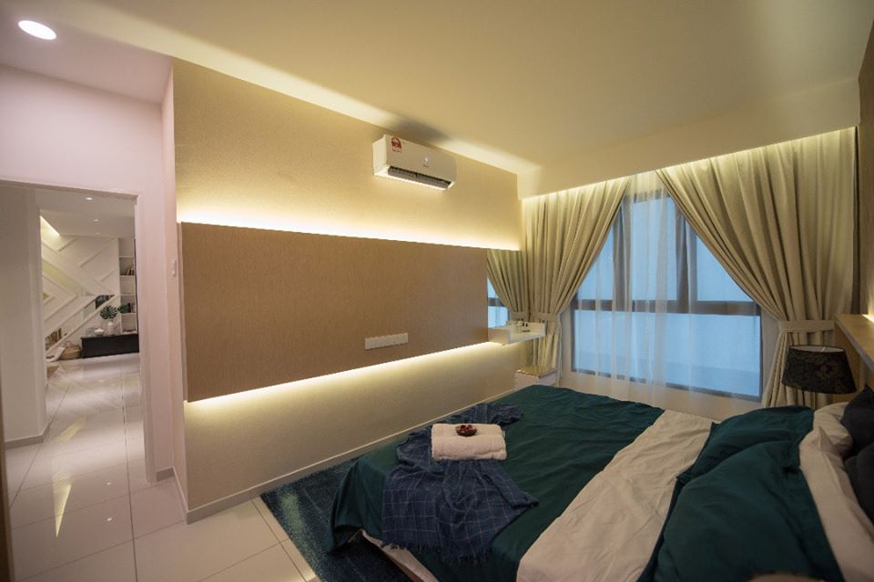 Freehold Luxury Condo at FAIR PARK - photo 4