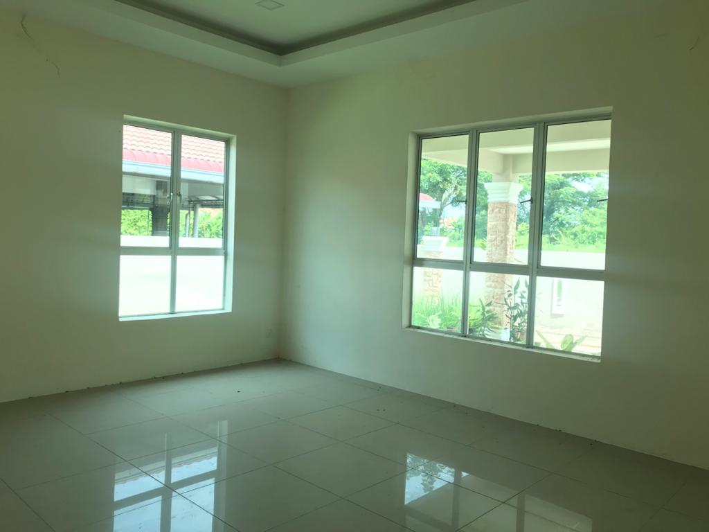 Single Storey Bungalow, Taman Desa Cahaya GOPENG - photo 3