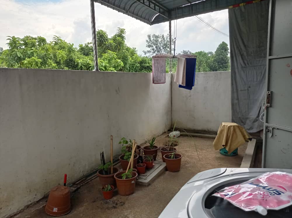 Teres Setingkat Besar di Taman Putra Permai - photo 6