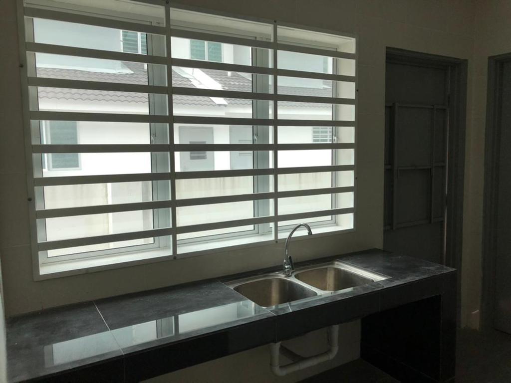 2 Storey Link Bandar Baru Seri Klebang, Ipoh - photo 3