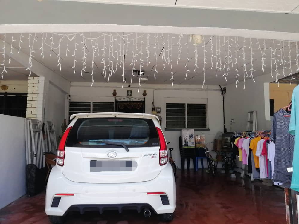 Single Storey Terrace Desa Pinji, Lahat - photo 2