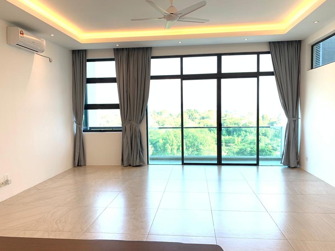 Higher Unit Polo Residence Facing Polo Ground - photo 2