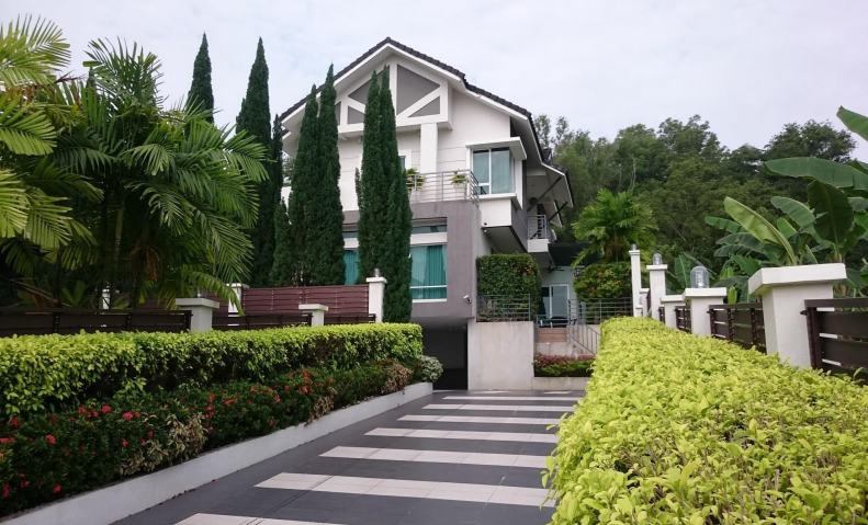 Bungalow with Basement, Meru Hills - photo 2