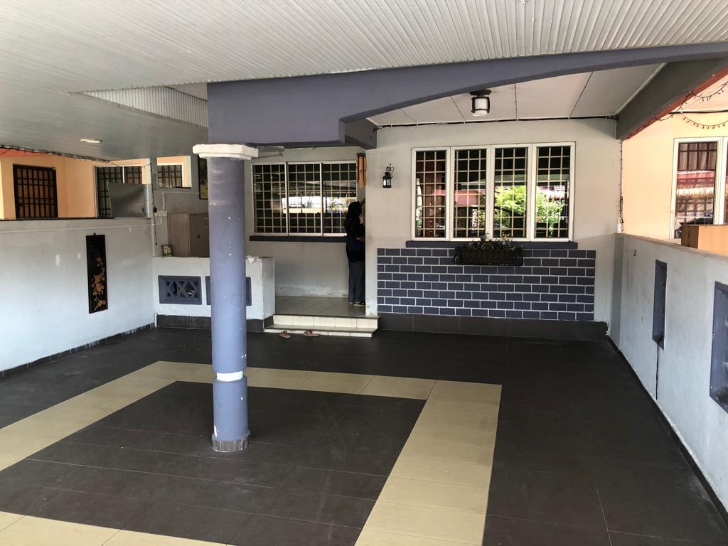 Teres Dua Tingkat Halaman Meru Permai - photo 2