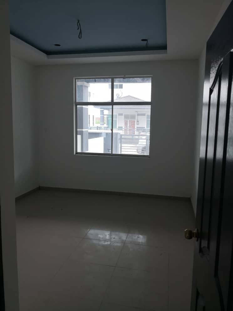 SEMI D SETINGKAT DESA SENGAT 3, SIMPANG PULAI - photo 8