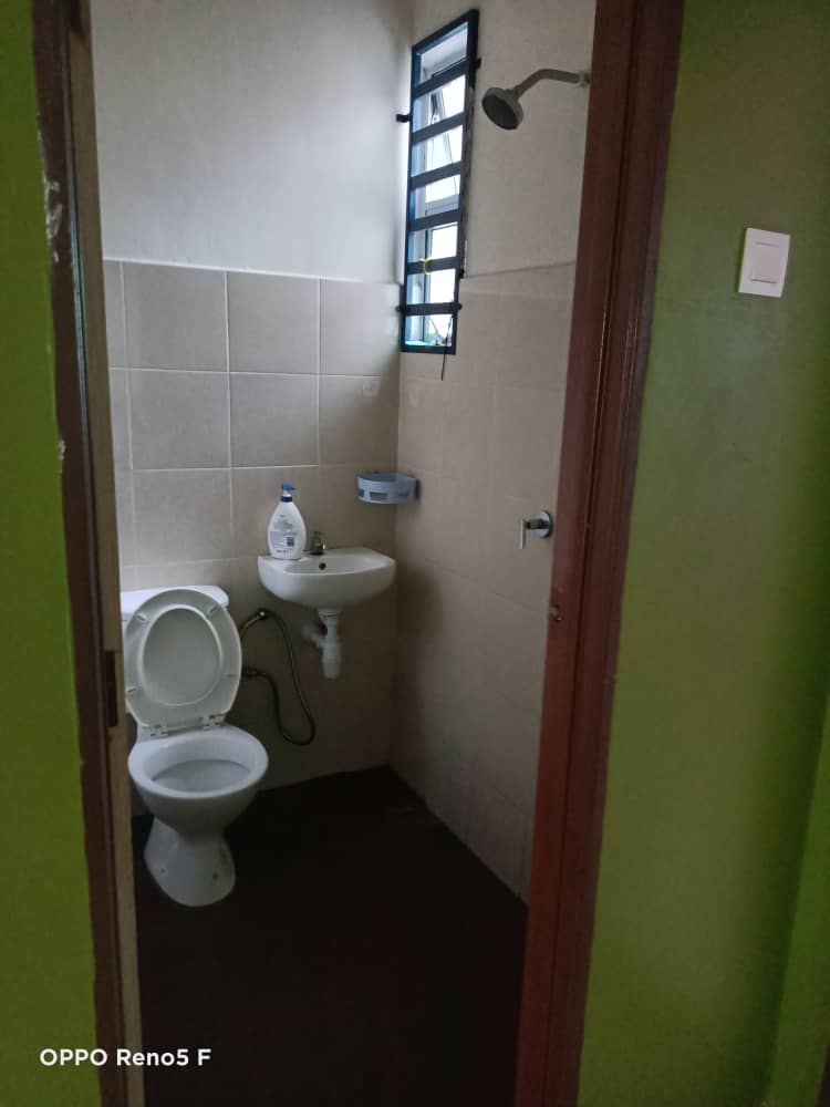 Double Storey Terrace at Meru Suria Opposite Field - photo 7