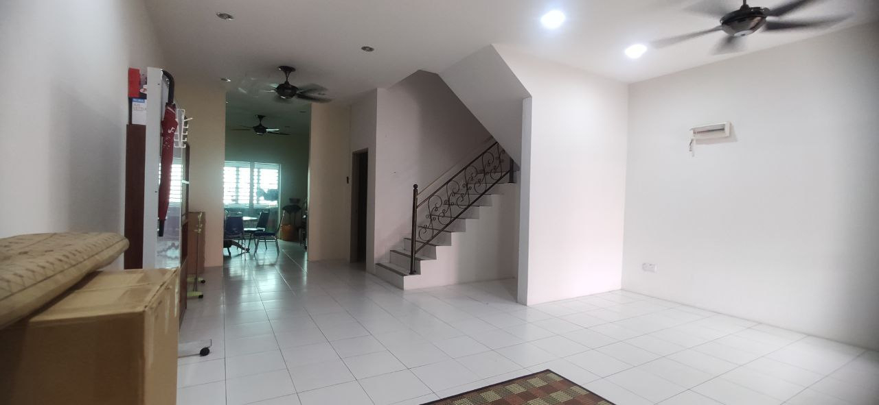 Double Storey Terrace, Taman Gopeng Bistari - photo 3