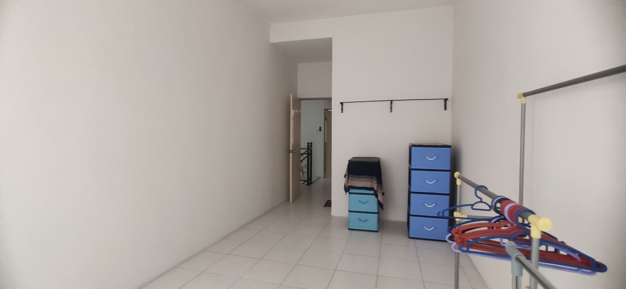 Double Storey Terrace, Taman Gopeng Bistari - photo 13
