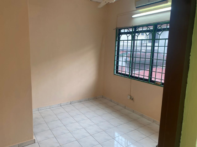 Double Storey Terrace End Lot, Taman Silibin - photo 9