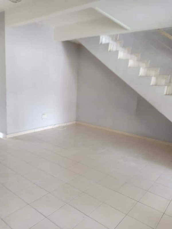 Double Storey Taman Pakatan Jaya Fasa 4 - photo 2