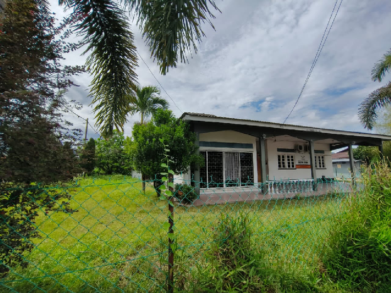 Single Storey Bungalow, Manjoi Ipoh - photo 2
