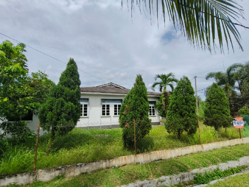 Single Storey Bungalow, Manjoi Ipoh - photo 3