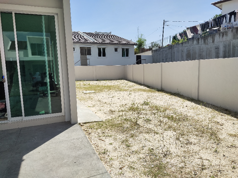 Brand New Single Storey Corner Taman Lapangan Saujana - photo 4