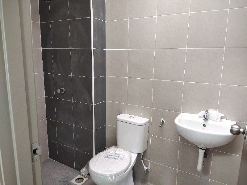 Brand New Single Storey Corner Taman Lapangan Saujana - photo 13