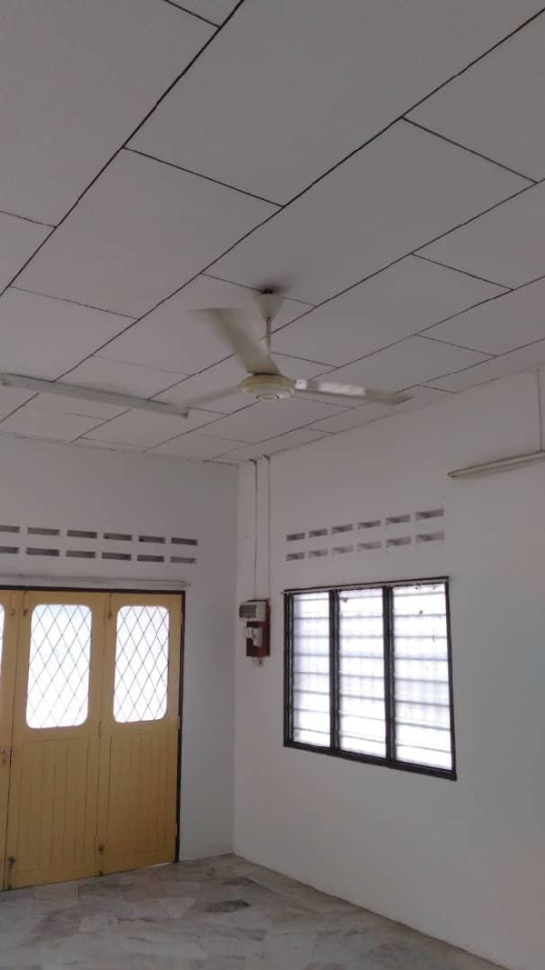 Single Storey Meru Height Bungalow - photo 4