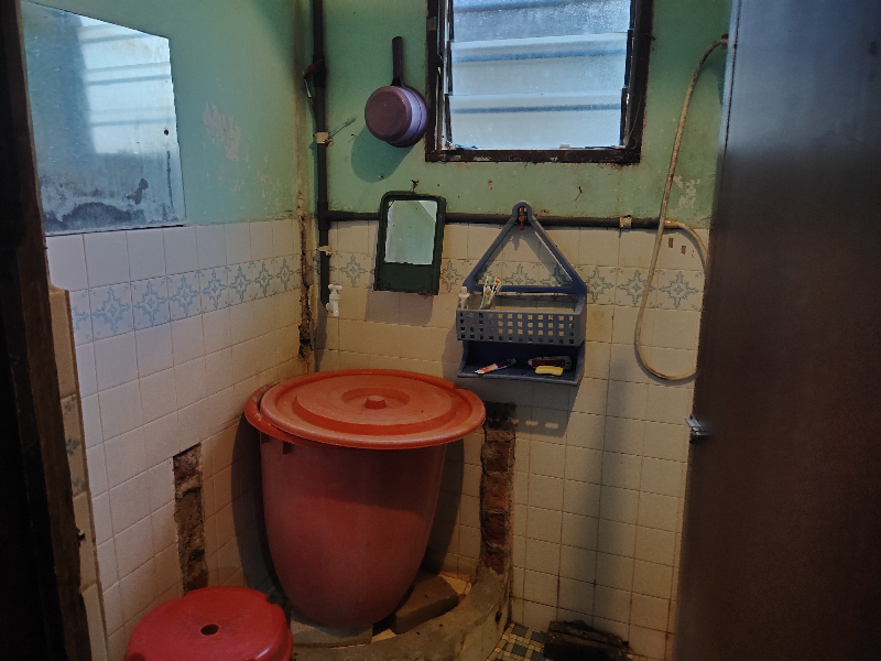 Taman Meru 1B, Old Bungalow for Sale - photo 8