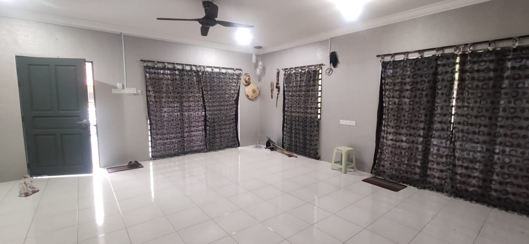 Double Storey Corner Klebang Ria - photo 4