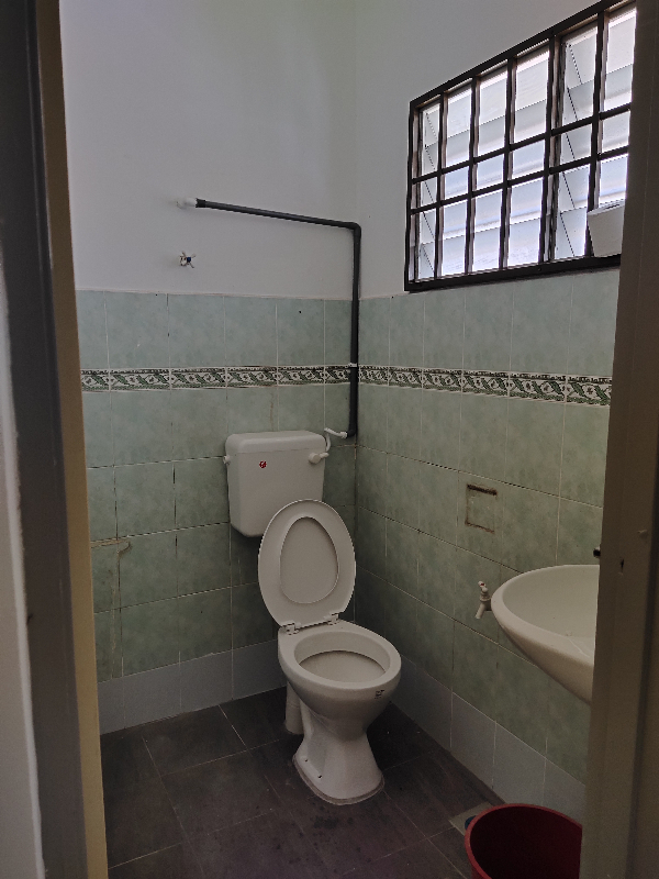 Fully Refurbished Double Storey Facing Playground Lintasan Pegoh, Pengkalan - photo 7