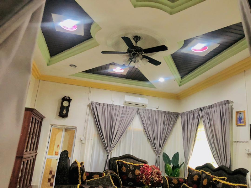 Tanah berserta rumah 3 pintu dan kedai - photo 5