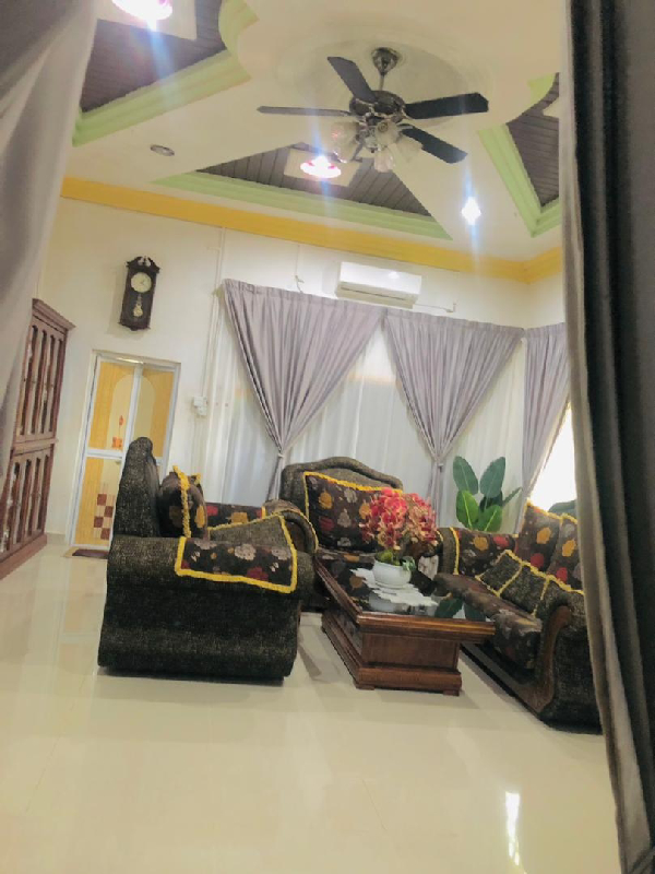 Tanah berserta rumah 3 pintu dan kedai - photo 6
