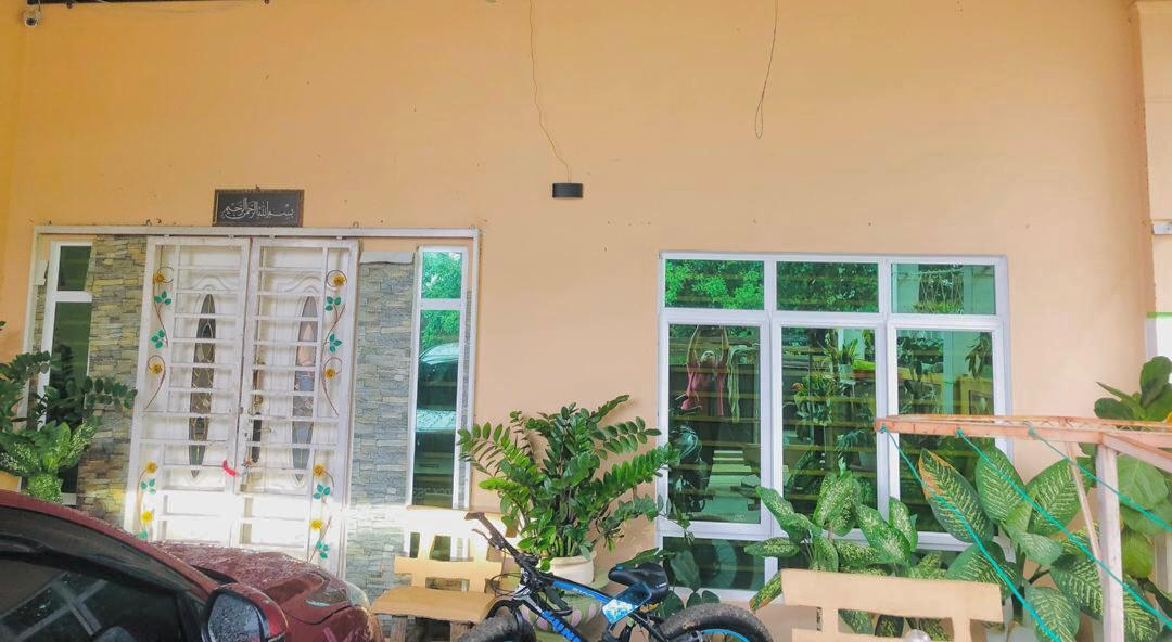 Tanah berserta rumah 3 pintu dan kedai - photo 7