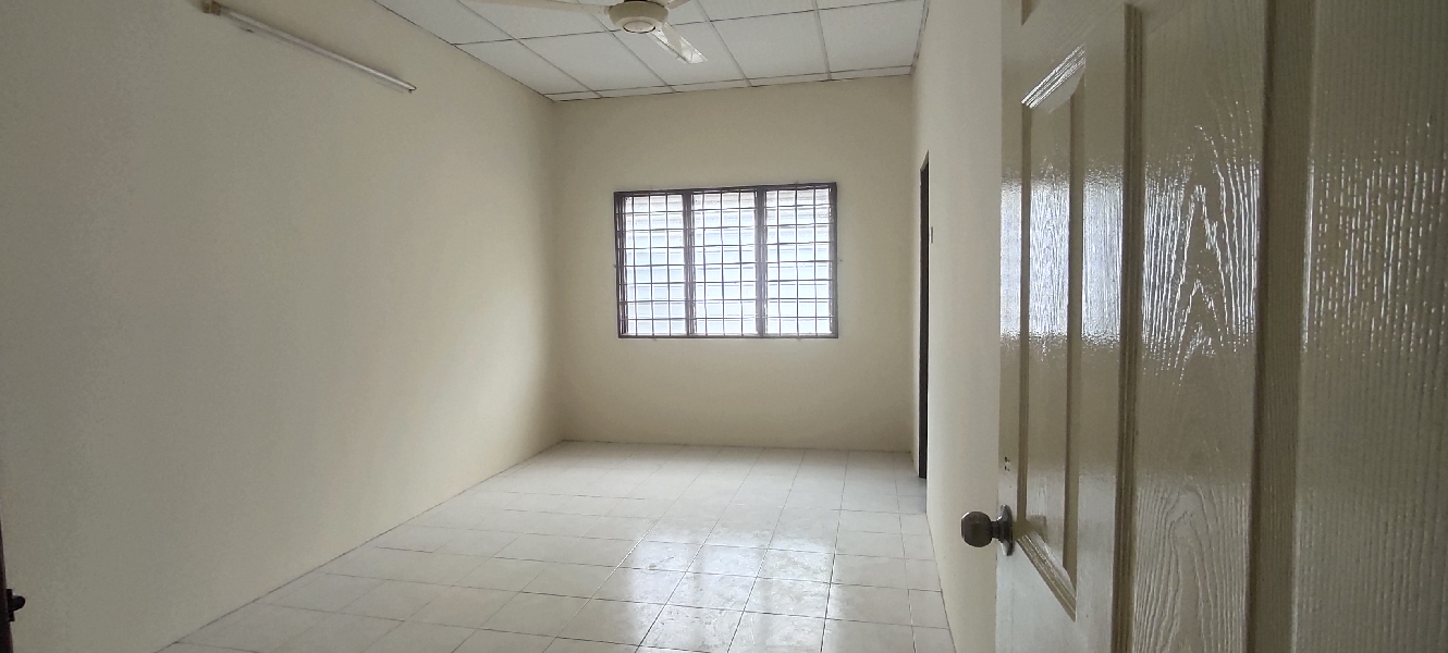 Double Storey Terrace Tawas Sinaran - photo 12