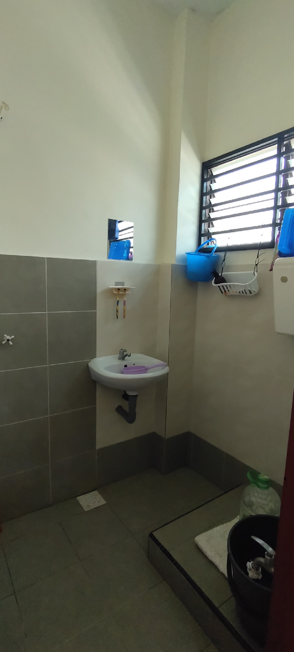 Single Storey Terrace Taman Indah Kampar - photo 9