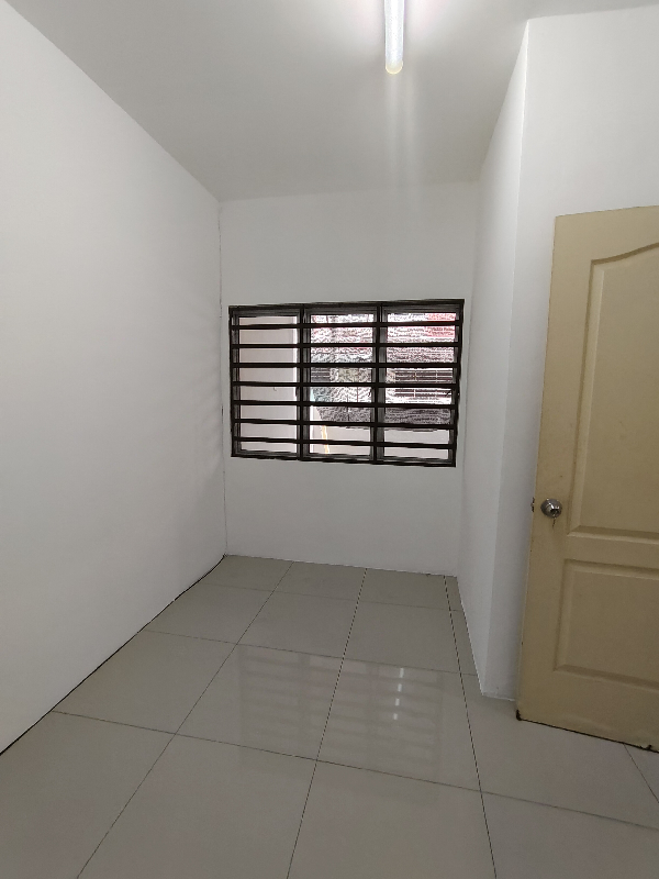 Gerbang Meru Indah , Double Storey Terrace - photo 8