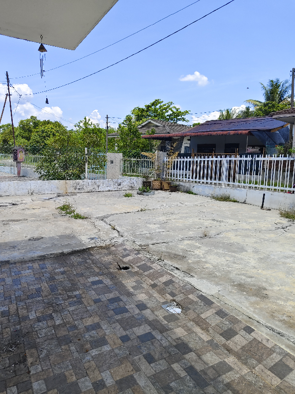 Single Storey Bungalow Kg Baru Lahat - photo 3