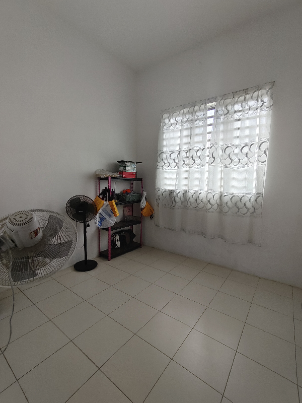 Freehold Single Storey Terrace Klebang Pertama - photo 9