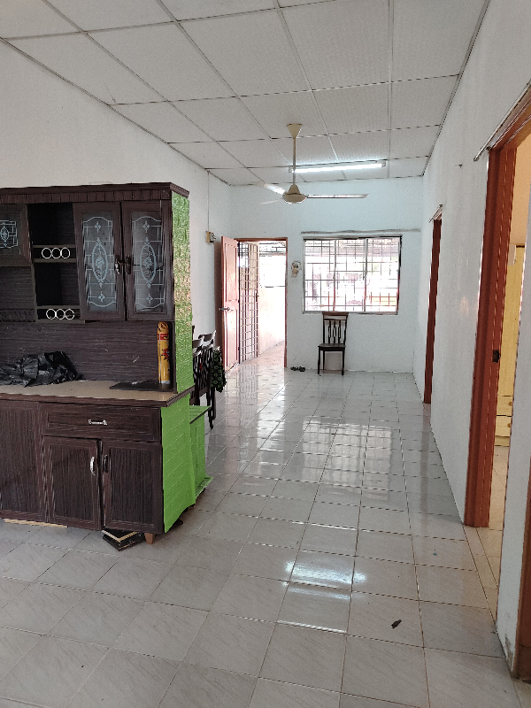 Single Storey Taman Iskandar Perdana - photo 6