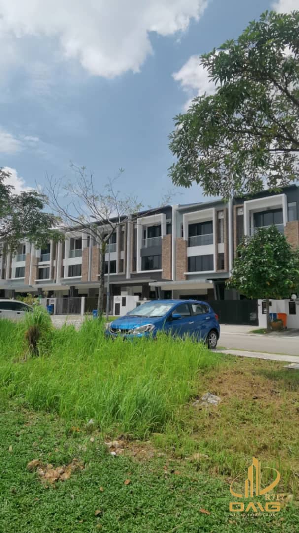 Setia Utama 2 - photo 2